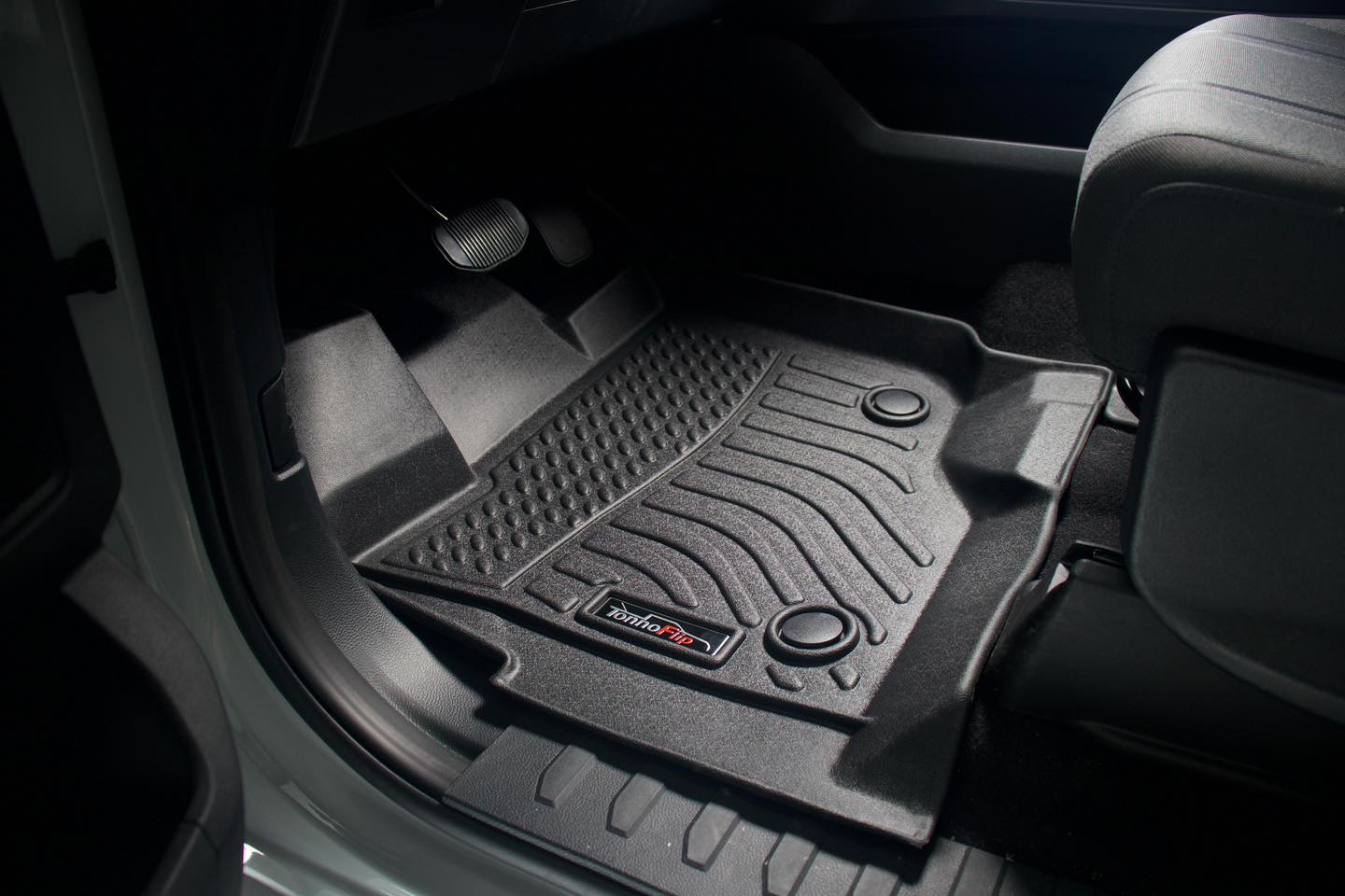 TonnoFlip All-wheather Floor Mats